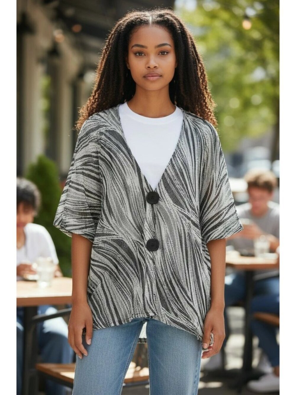 JM Collection Women’s Black & White Abstract Print Two-Button Cardigan Large